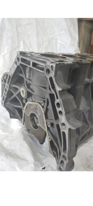 Image of Acura Integra GSR Bare Engine Block With Main Caps B18C OEM