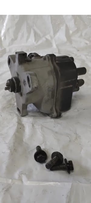 Image of Acura Integra 1.8L Ignition Distributor B18B1 OBD2 OEM JDM 96 97 98 99 00 01