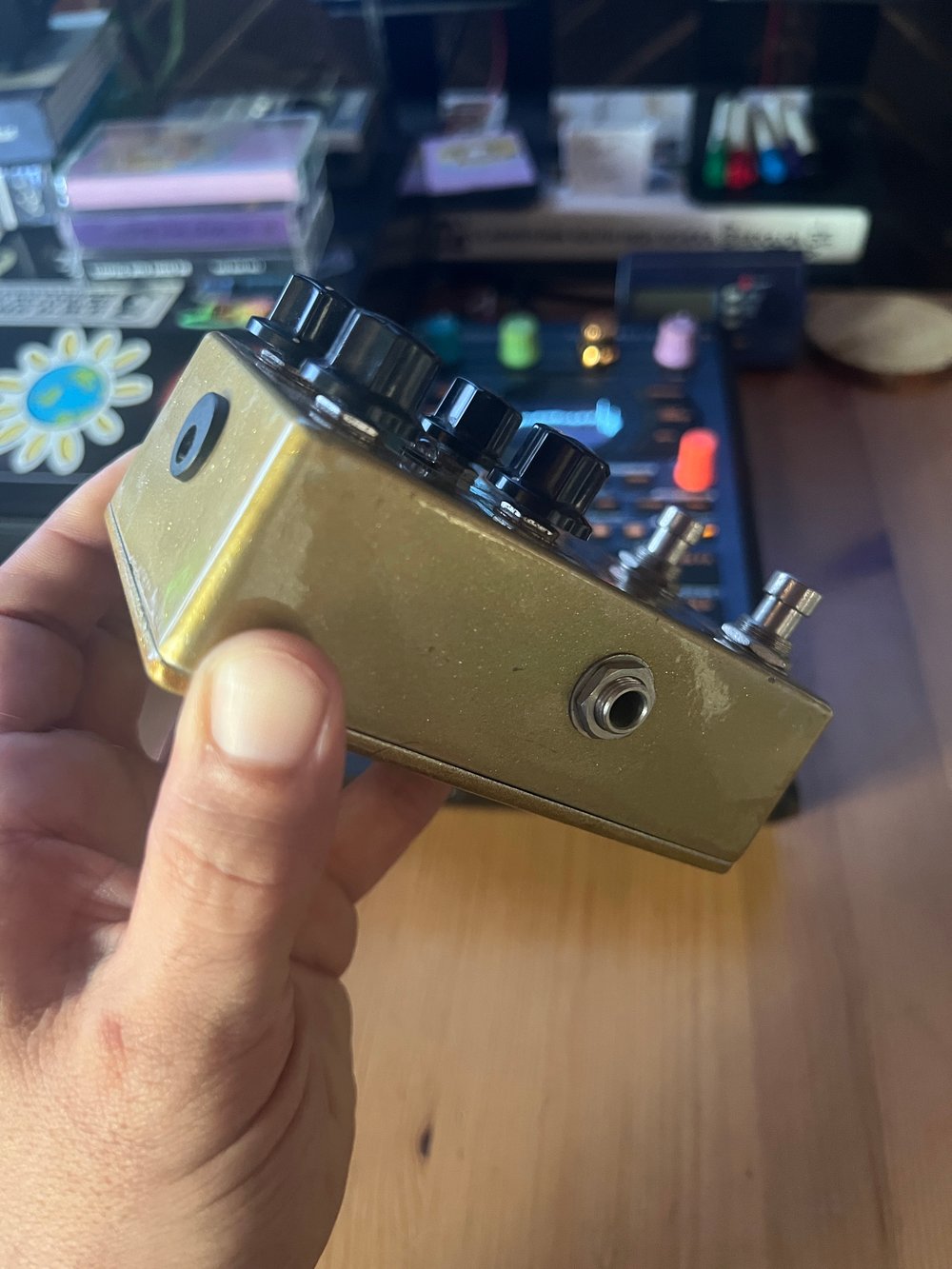 Black Cat Mini Tremelo Pedal