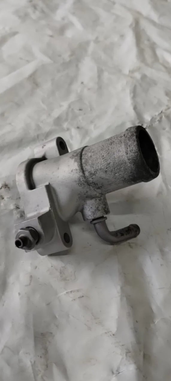Image of GENUINE OEM HONDA ACURA 94-01 GSR CYLINDER HEAD COOLANT WATER NECK OUTLET COVER