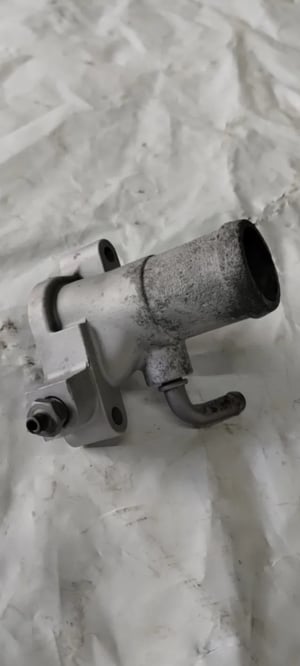 Image of GENUINE OEM HONDA ACURA 94-01 GSR CYLINDER HEAD COOLANT WATER NECK OUTLET COVER