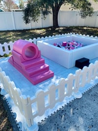 Image 5 of White Ball Pit 
