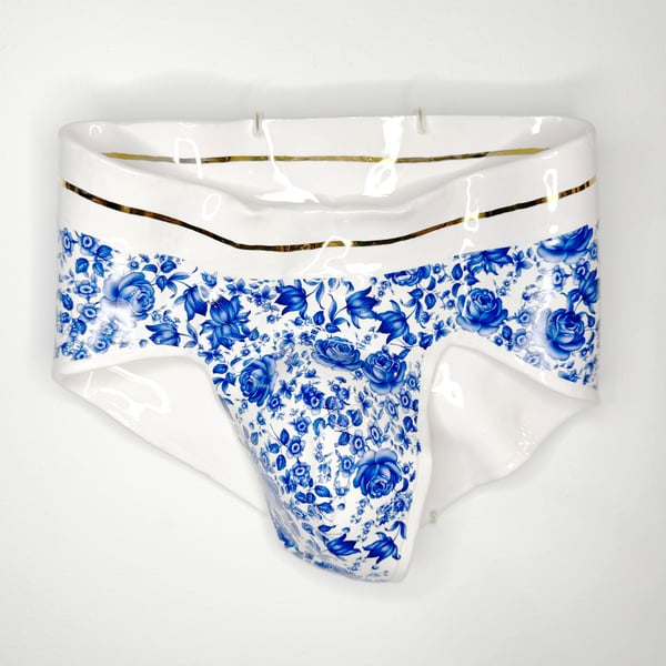 Image of Wall-Hanging Underwear with 22Kt Gold