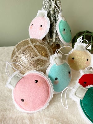 Image of Mini baubles