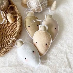 Image of Neutral theme decorations