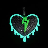 Image 2 of Glow In the Dark Lightning Heart Moissanite 