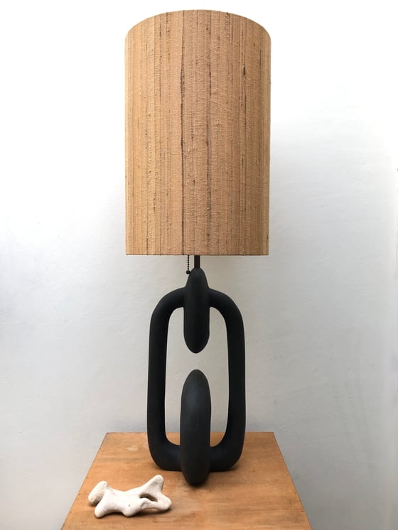 Image of concrete table lamp (black/caramel)