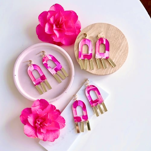 Image of 'Lipstick' Fiesta Dangles