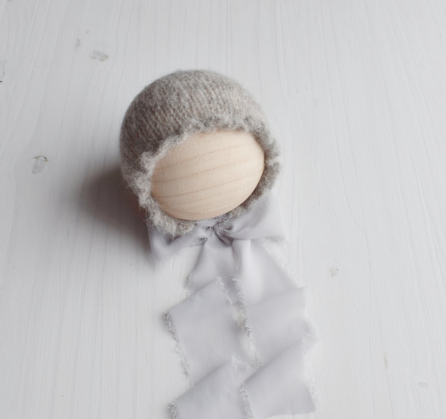 Image of Grey Ruffle Brimmed Bonnet & Wrap