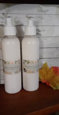 Image 2 of Moisturizing Goat's Milk Lotion