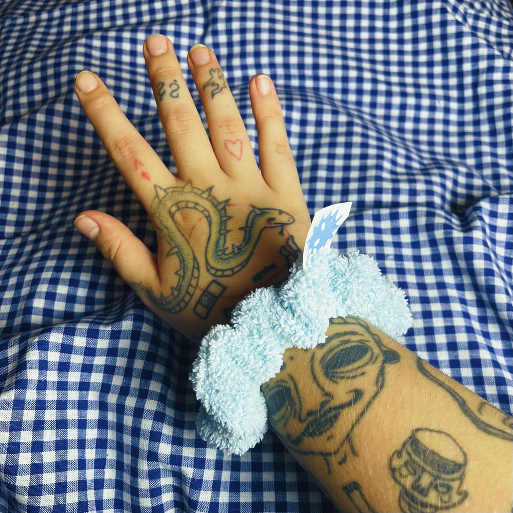 Image of Scrunchie 02