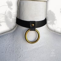 BRASS SMALL RING CHOKER 