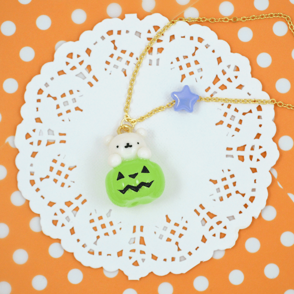 Pumpkin Bear Necklace: Green (Glow)