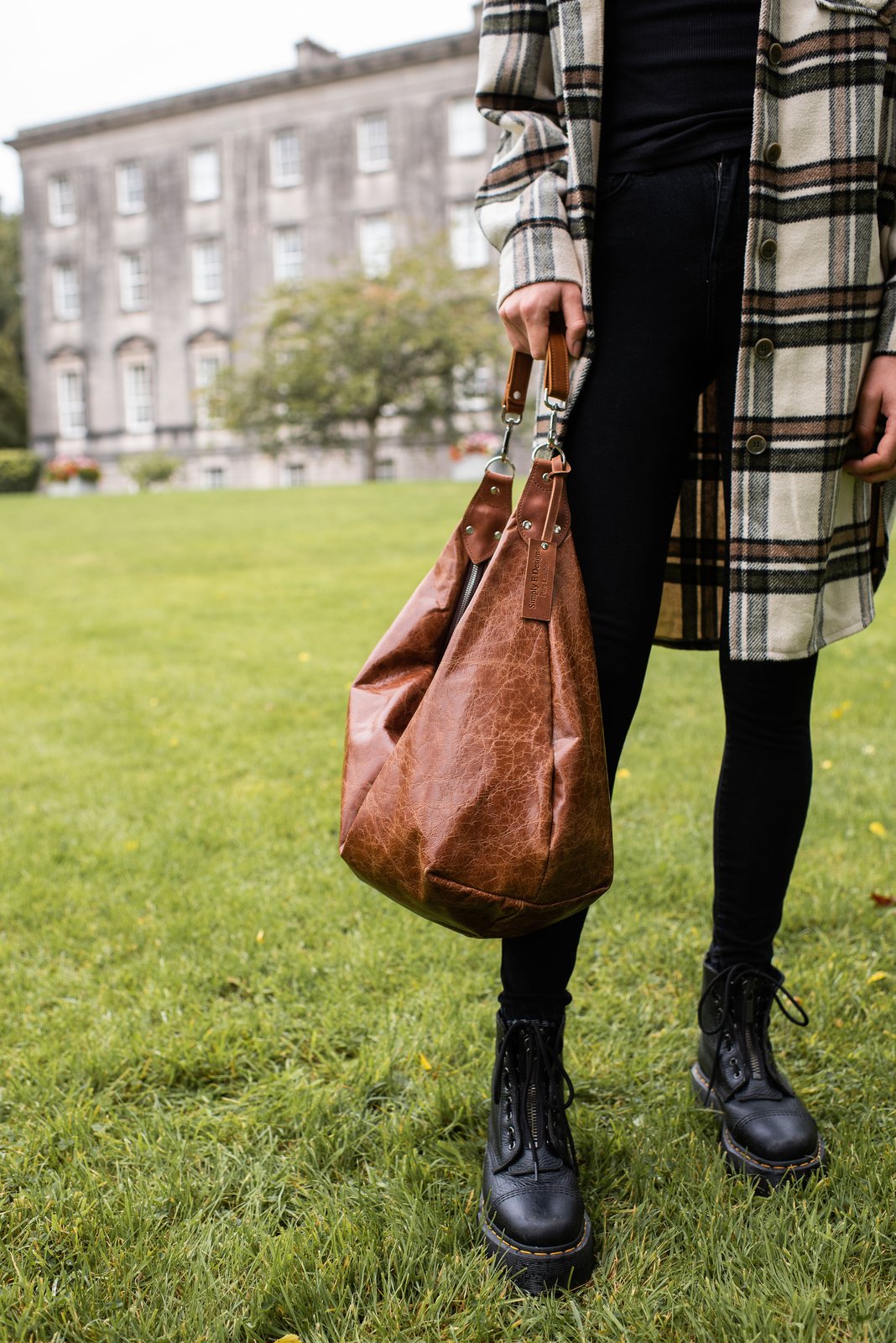 Tan 2024 leather hobo