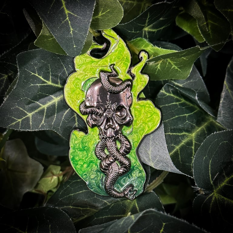 Green Gradient Black Nickel Snake Skull LE 35