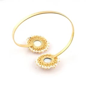 Image of Natural Pearl Wire Adjustable Bracelet