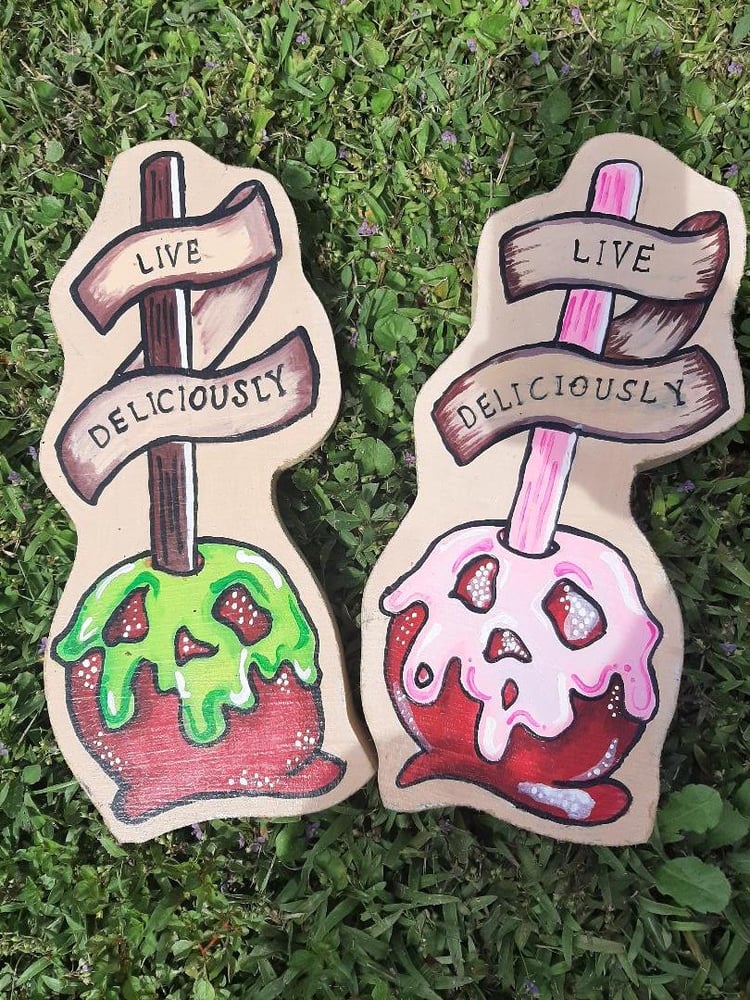 Image of Live Deliciously Candy Apples