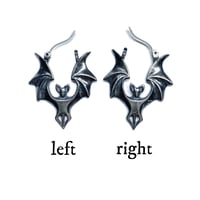 Image 2 of Morticia earrings in sterling silver