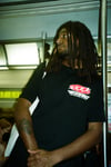 MIDNIGHT RUNNER RED & WHITE LOGO TEE