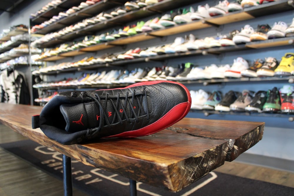 AIR JORDAN XII RETRO "FLU GAME" (2016) *USED*