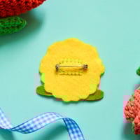 Image 3 of Sunflower Cat Brooch