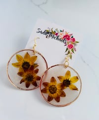 Image 2 of Pressed Fall Flowers on Capiz Shells