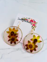 Image 3 of Pressed Fall Flowers on Capiz Shells