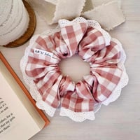 Image 1 of Country Simona // Lace scrunchie