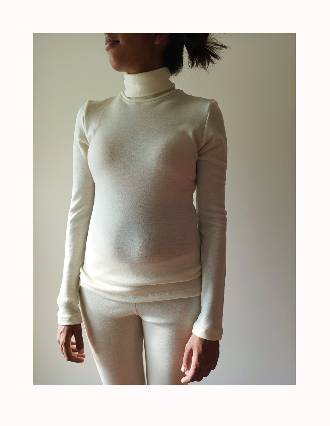 Image of MAGLIA COLLO ALTO donna_ 100% MERINOS _NATURALE