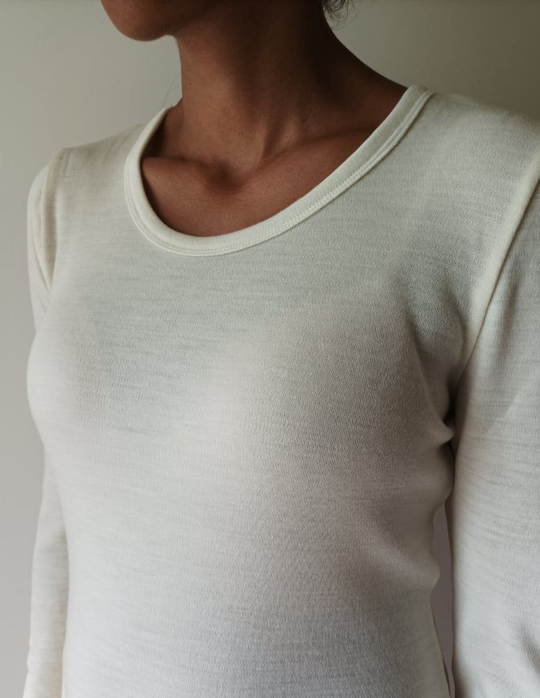 Image of MAGLIA GIROCOLLO donna_ 100% MERINOS _NATURALE