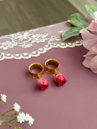 Image 3 of Forever Roses (Gold)