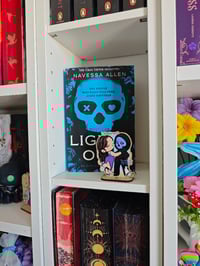 Image 3 of standee Josh y Aly 'Lights out' 