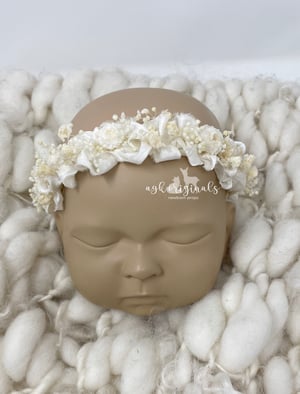 Image of newborn floral headbands 