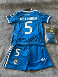 Image 2 of Real Madrid blue (Bellingham no.5)
