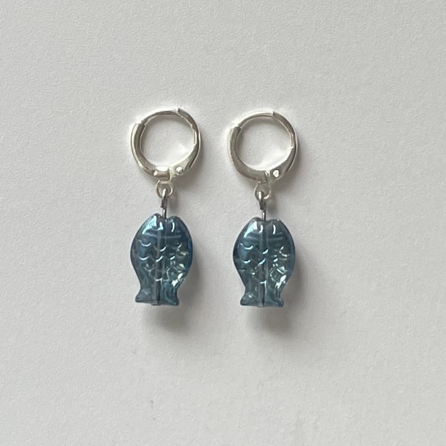 ‘blue fish’ huggie hoop earrings 