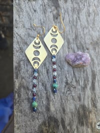 Image 1 of Knotted gemstone moonphase earrings 01