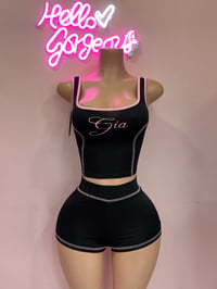 Gia 2- black