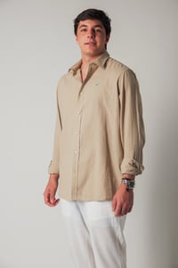 Image 1 of Camisa de lino tierra