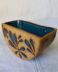 Image 2 of 'Florecita' Floating Luna Planter