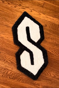 COOL "S" RUG