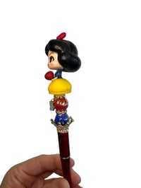 Image 3 of Princess With Apple Pen