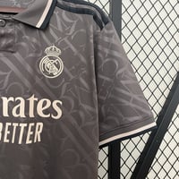 Image 3 of Real Madrid 24/25 Third