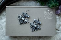 Image 1 of Hiddensee Crystal Earrings (Silver & White Agate) - 3D printed *no metal!