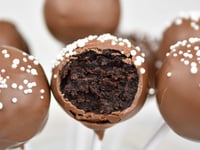 Image of Chocolate Cake Pops