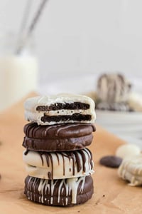 Image of Chocolate Double Dipped Oreo Cookies