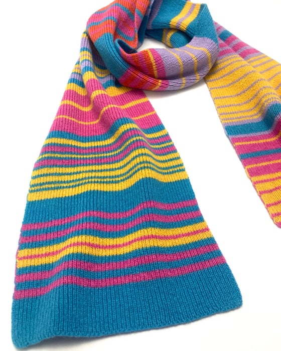 Image of Stripey scarf 