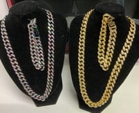 Image 1 of Cuban link Chain