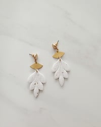 Image 1 of White leaf