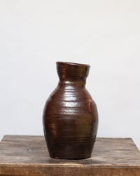 Image 2 of Vase en grès avec empreinte