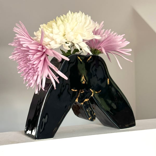 Image of Butt Vases with 22kt Gold